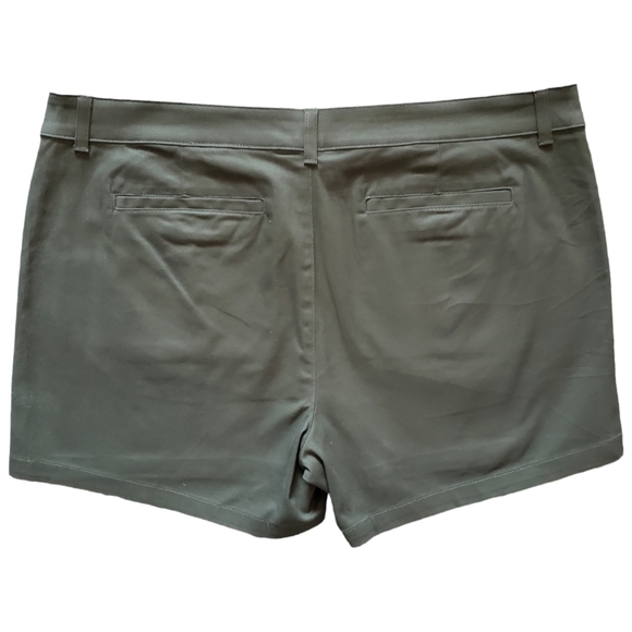 ANA A New Approach Womens High Rise Olive Green Twill Shorts Size 20 - Picture 2 of 7